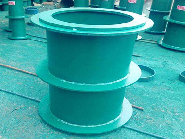 A�ͺ�B�����Է�ˮ�׹ܵą^(q��)�e